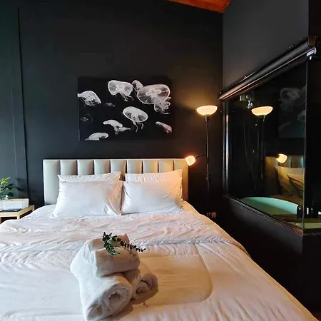 Mr Black & Ms White -Self Check In Accommodation Bangkok Exterior photo