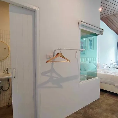 Mr Black & Ms White -Self Check In Accommodation Bangkok Exterior photo