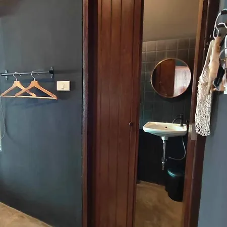 Mr Black & Ms White -Self Check In Accommodation Bangkok Exterior photo